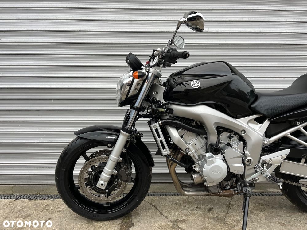 Yamaha FZ6 - 32