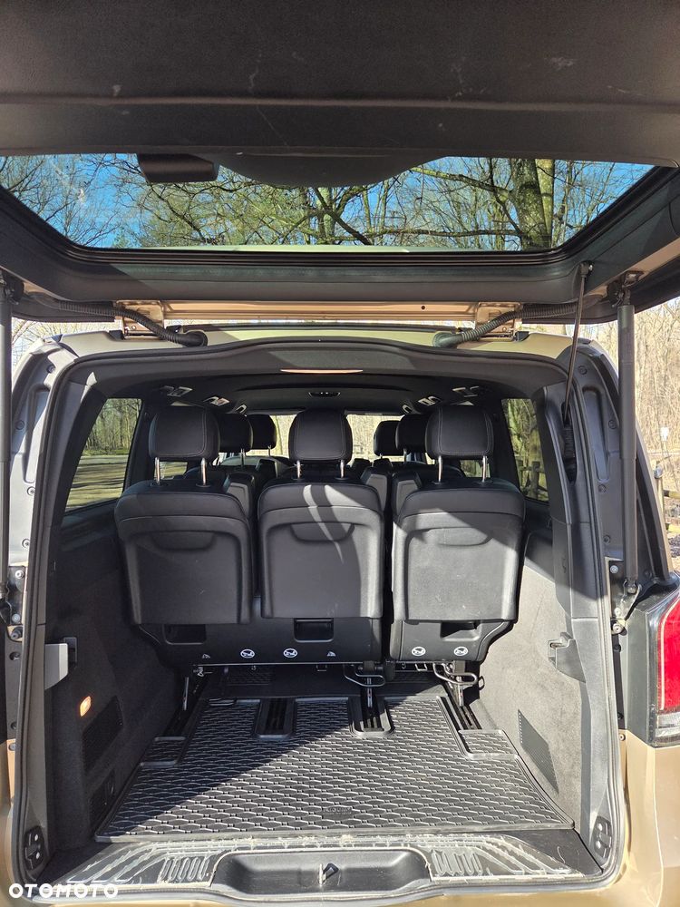 Mercedes-Benz Klasa V - 5