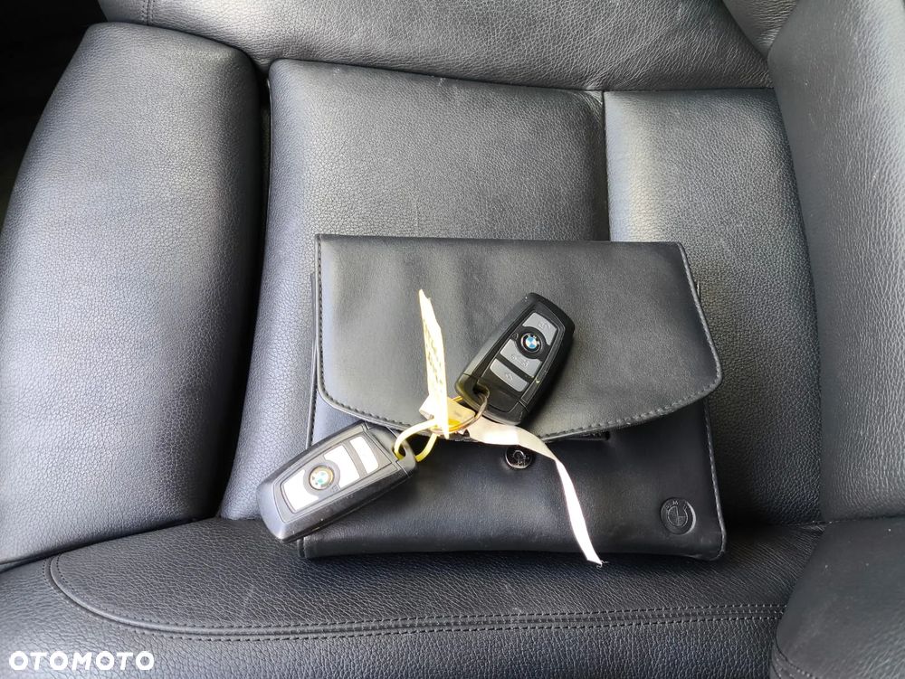 BMW Seria 5 535d xDrive Touring - 21