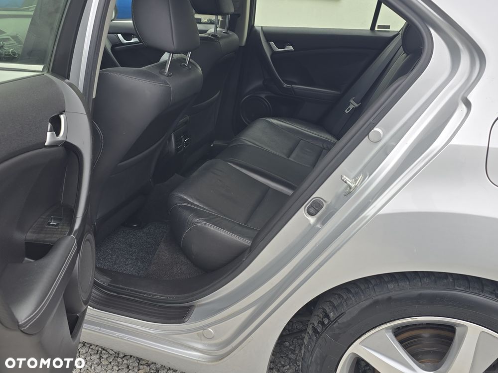 Honda Accord 2.0 Elegance Advantage - 13