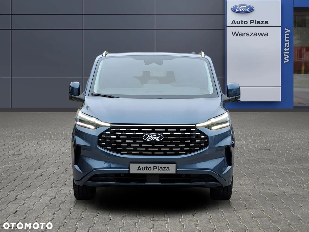 Ford Tourneo Custom - 8