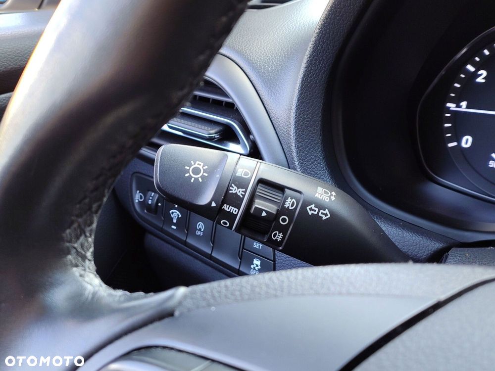 Hyundai i30 1.5 DPI Smart - 19
