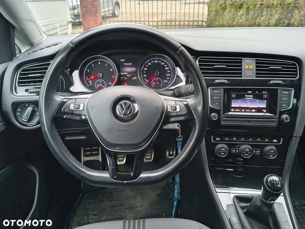 Volkswagen Golf 1.2 TSI BMT Trendline - 5