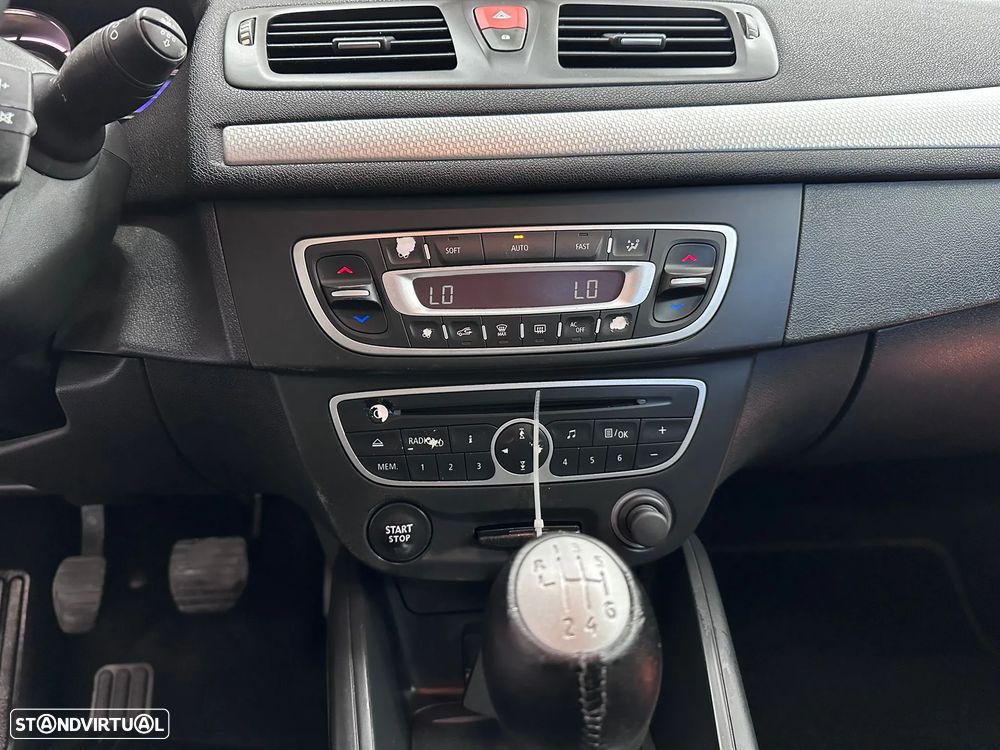 Renault Mégane Sport Tourer 1.5 dCi Dynamique S - 15