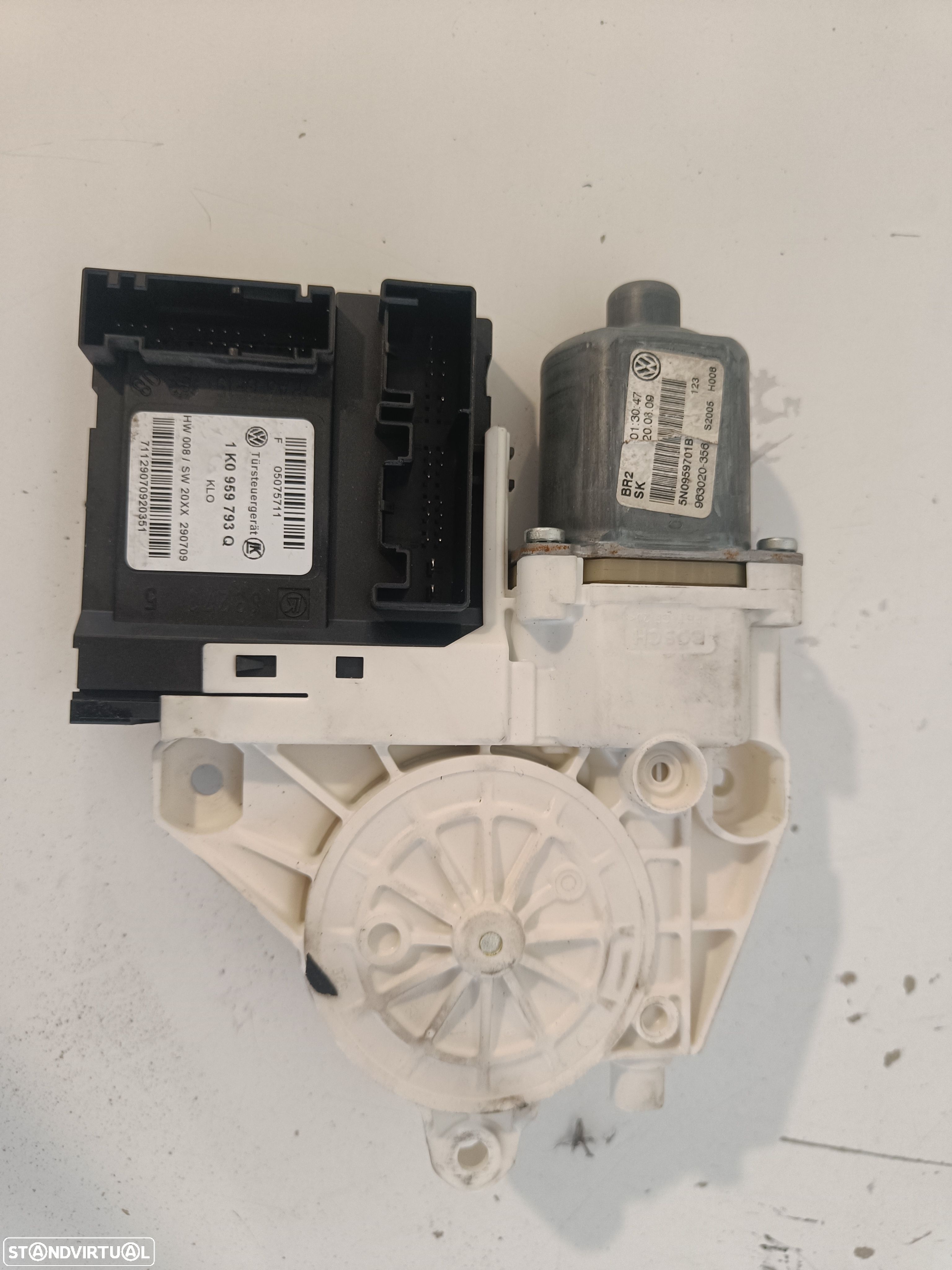 Motor elevador vidro eléctrico VW Tiguan 2009 - 1