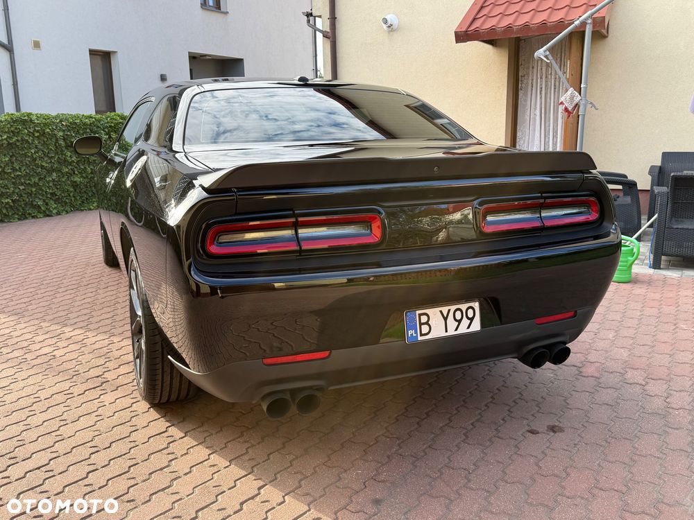 Dodge Challenger 3.6 SXT Plus - 11
