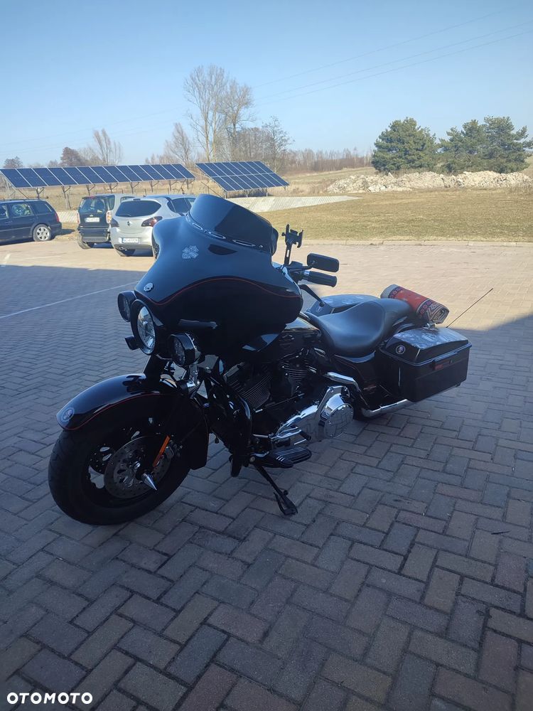Harley-Davidson Touring Street Glide - 6