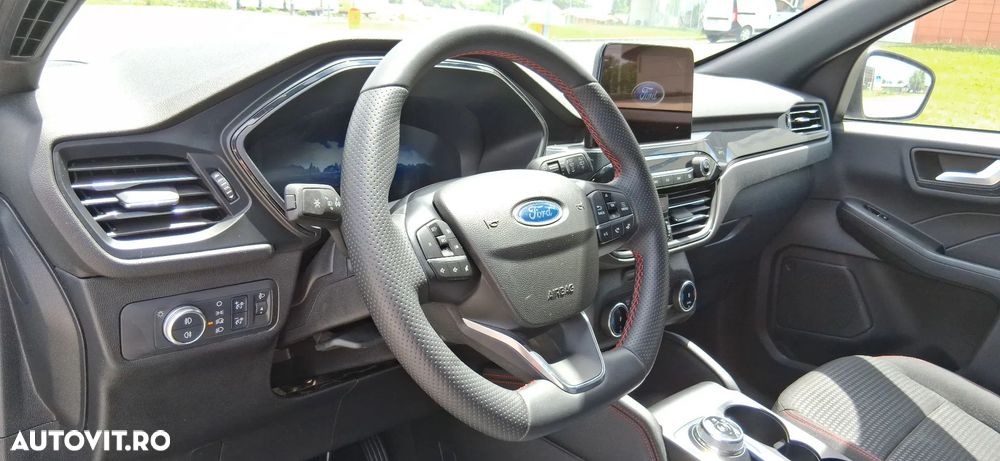 Ford Kuga - 8