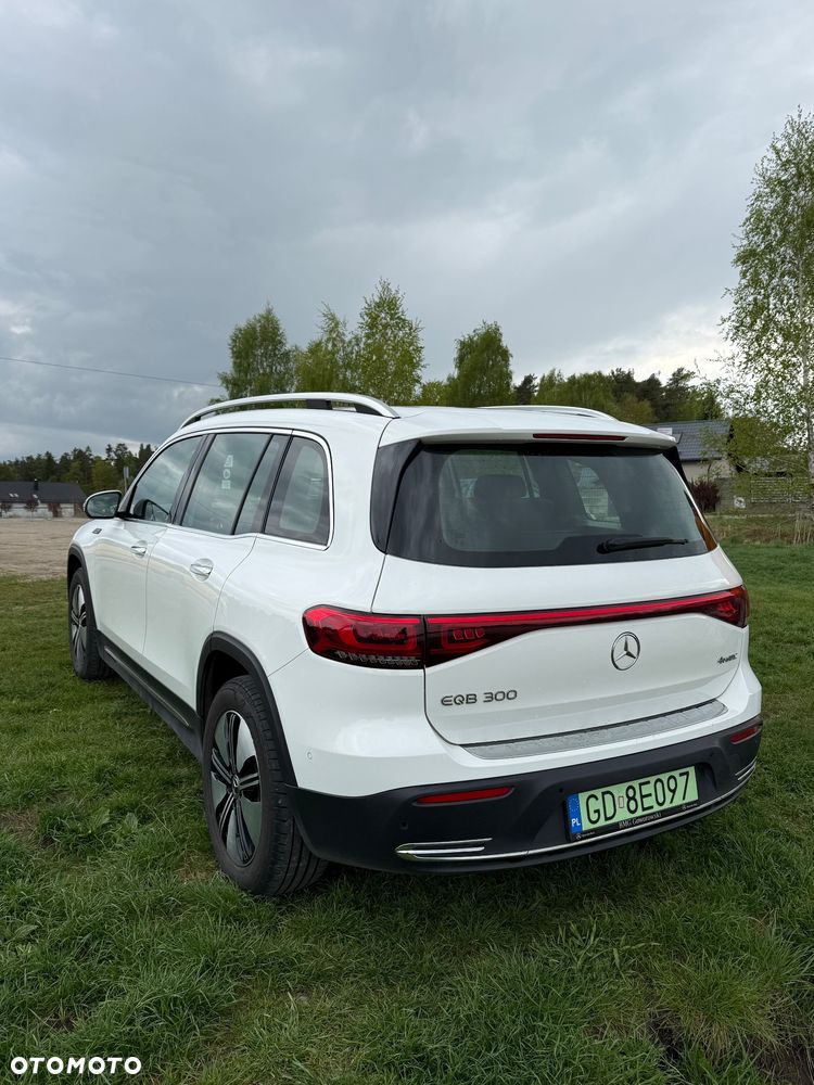 Mercedes-Benz EQB 300 66.5kWh 4-Matic Progressive - 4