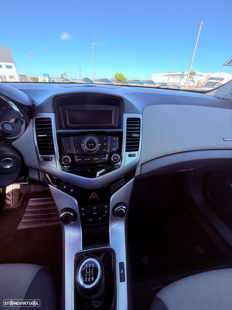 Chevrolet Cruze 2.0 VCDi LT - 21