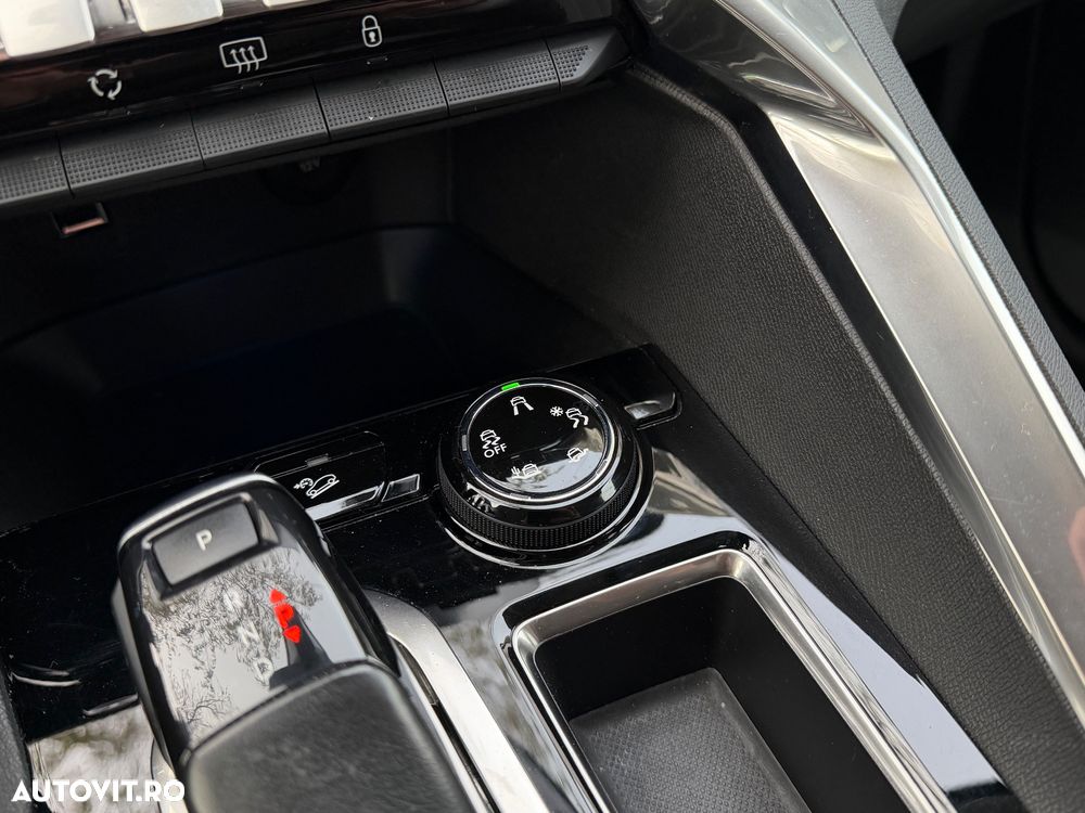 Peugeot 3008 BlueHDi 130 Stop & Start EAT8 Crossway - 15