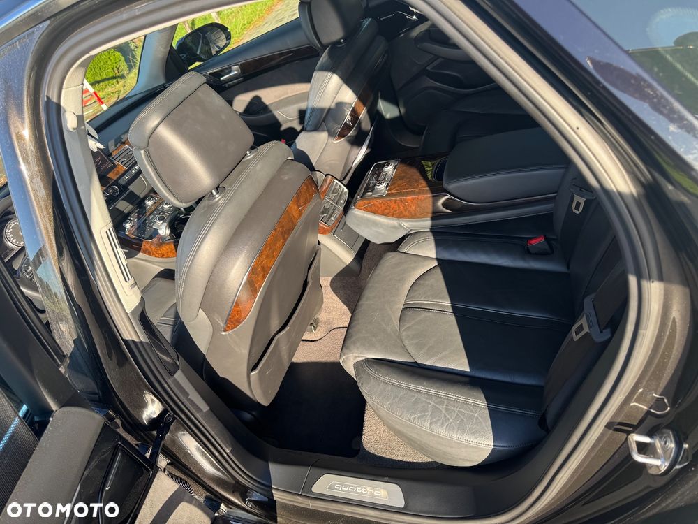 Audi A8 - 14