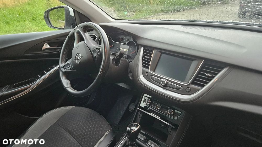 Opel Grandland X 1.2 T Innovation S&S - 9