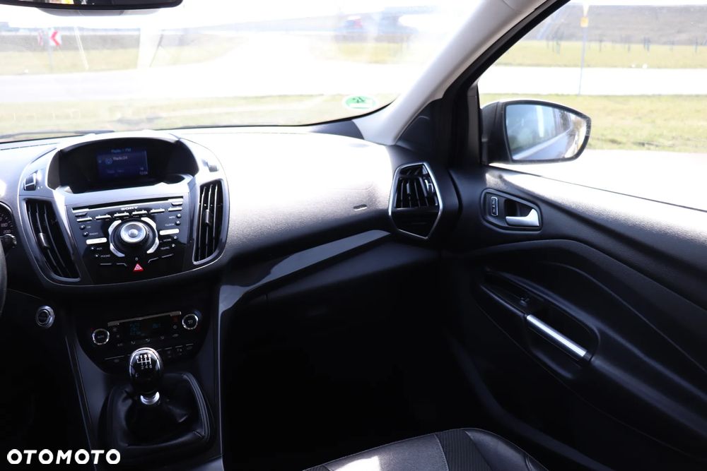 Ford Kuga 2.0 TDCi 4WD Titanium Plus - 23