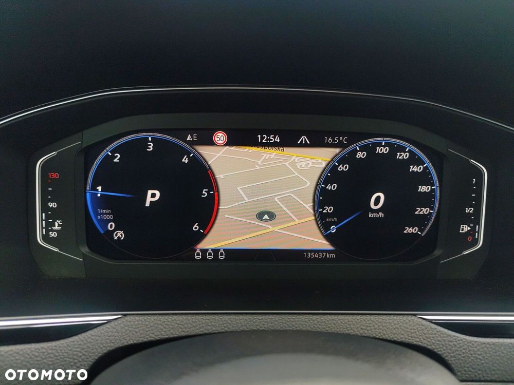 Volkswagen Passat Alltrack - 23