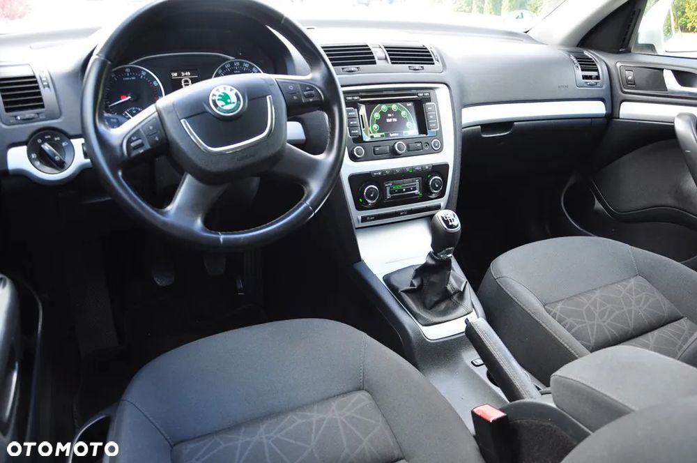 Skoda Octavia 1.4 TSI FAMILY - 34