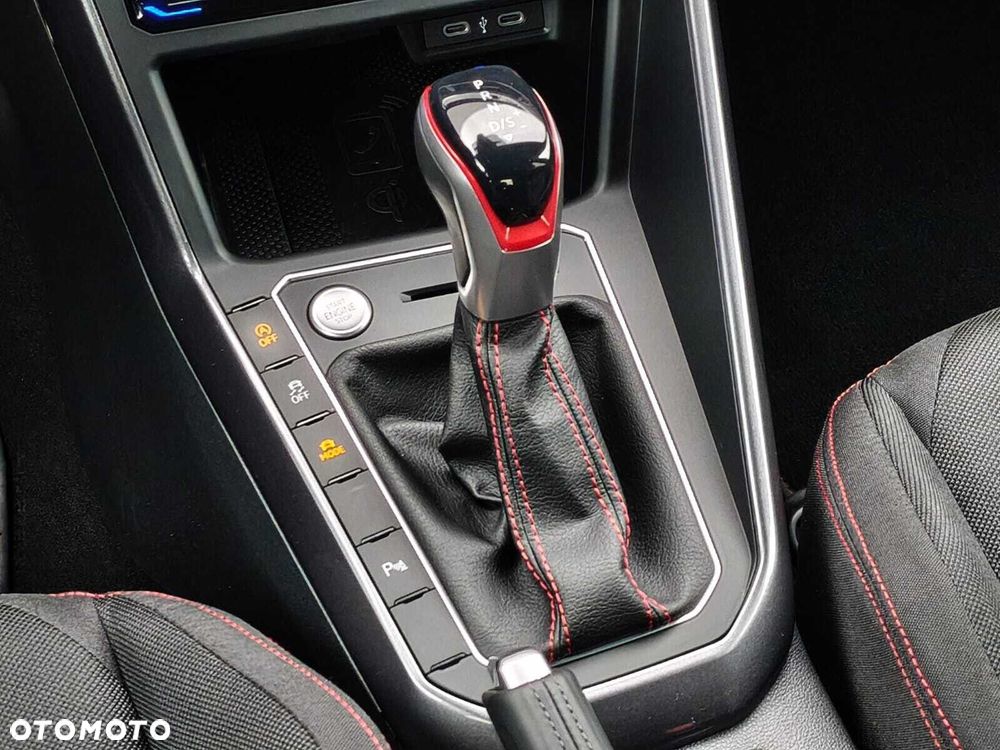 Volkswagen Polo 2.0 TSI GTI DSG - 25