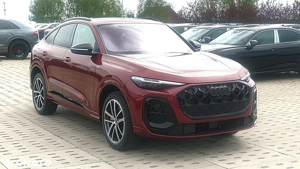 Audi Q5 Sportback - 4