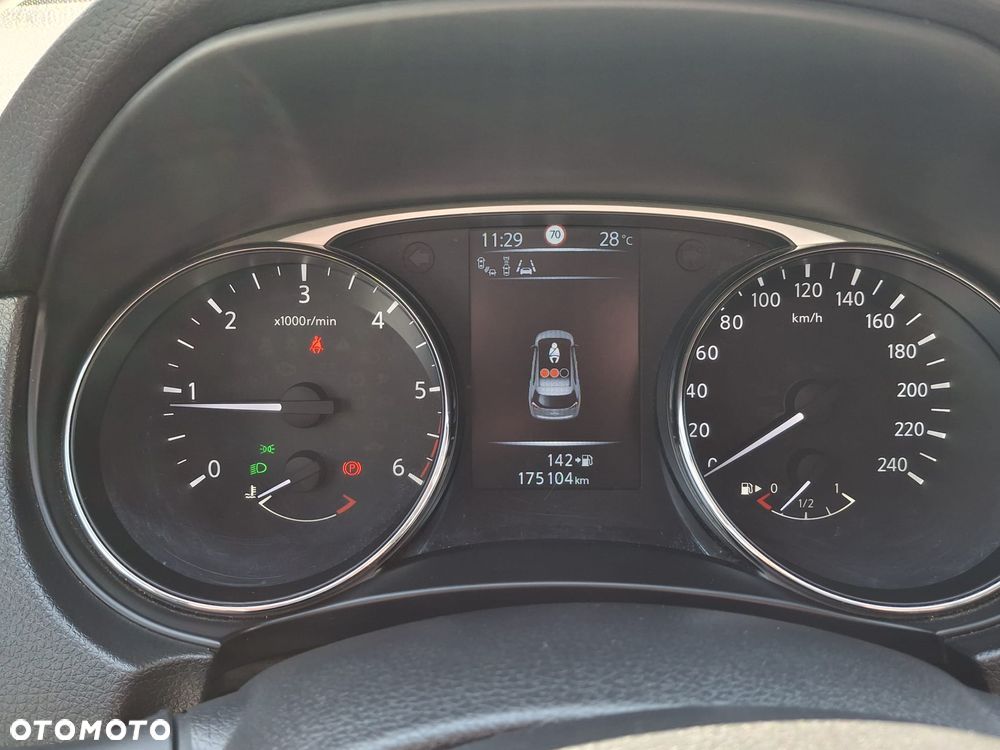 Nissan X-Trail 1.6 DCi Tekna 2WD - 12