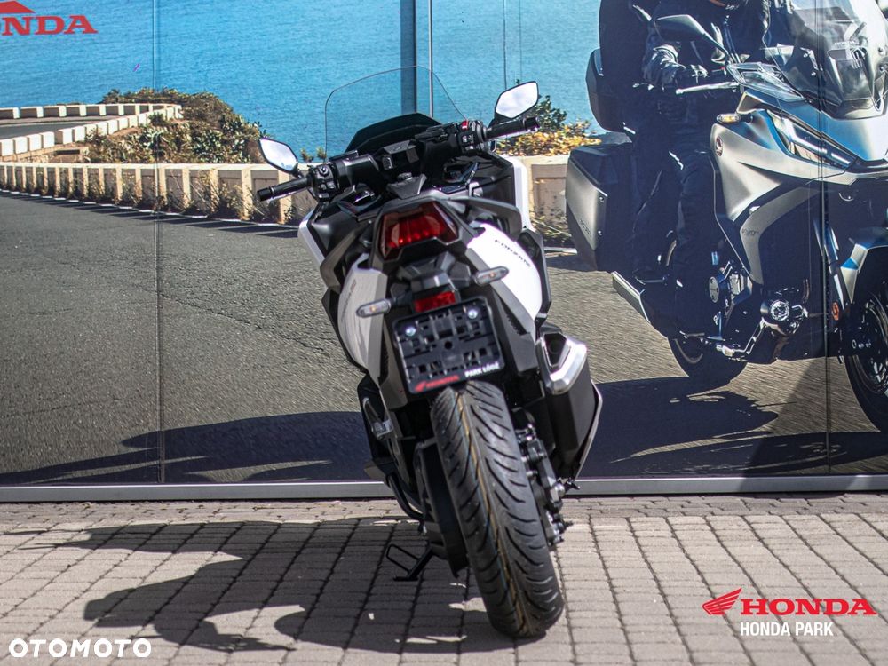 Honda NSS - 5