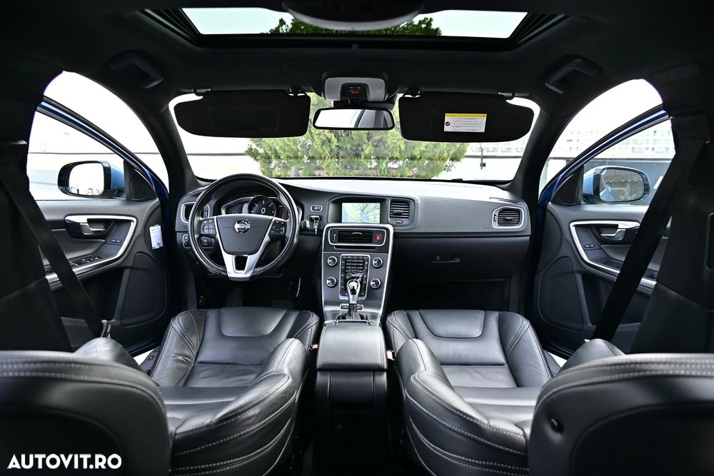 Volvo V60 D6 Plug-In-Hybrid AWD Geartronic Summum - 24