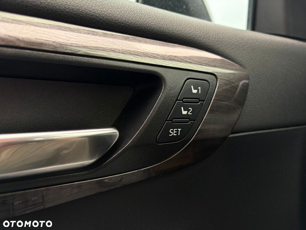 Toyota Highlander - 34