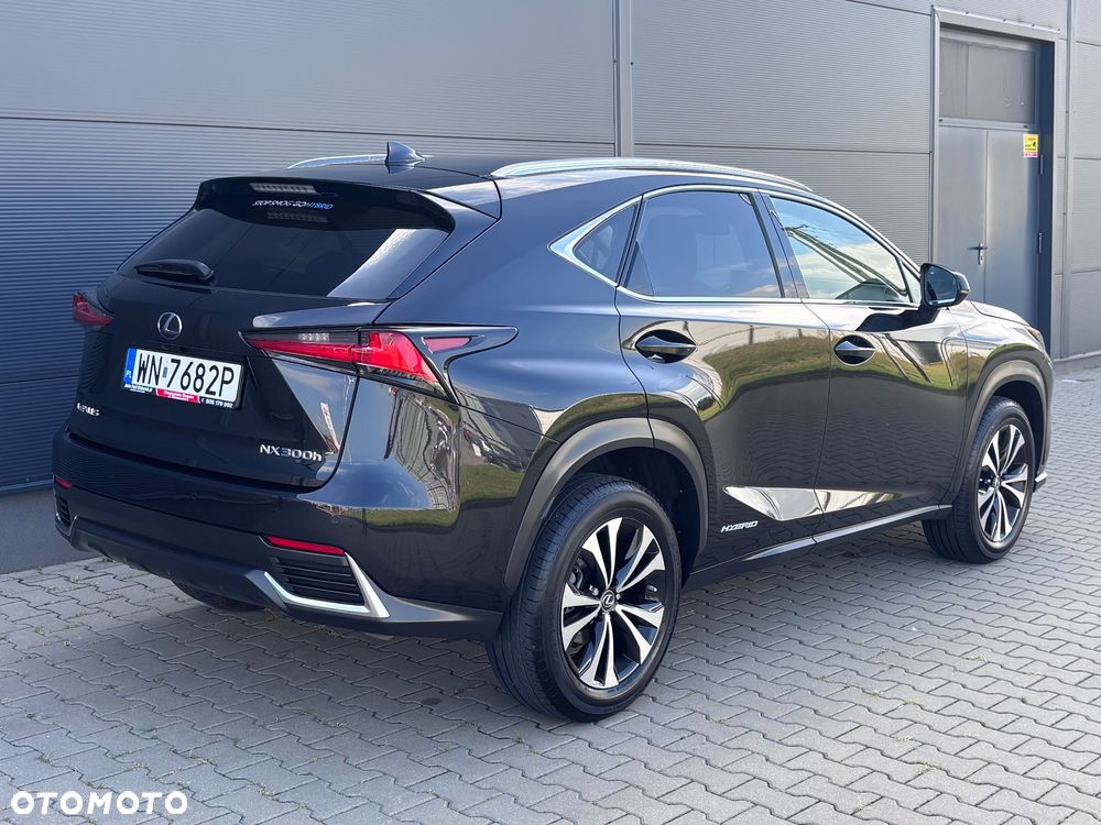 Lexus NX 300h F Impression AWD - 6