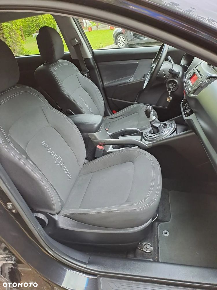 Kia Sportage 1.7 CRDI Business Line 2WD - 34