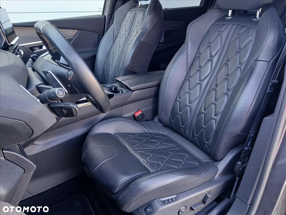 Peugeot 5008 1.6 PureTech GT Pack S&S EAT8 - 28