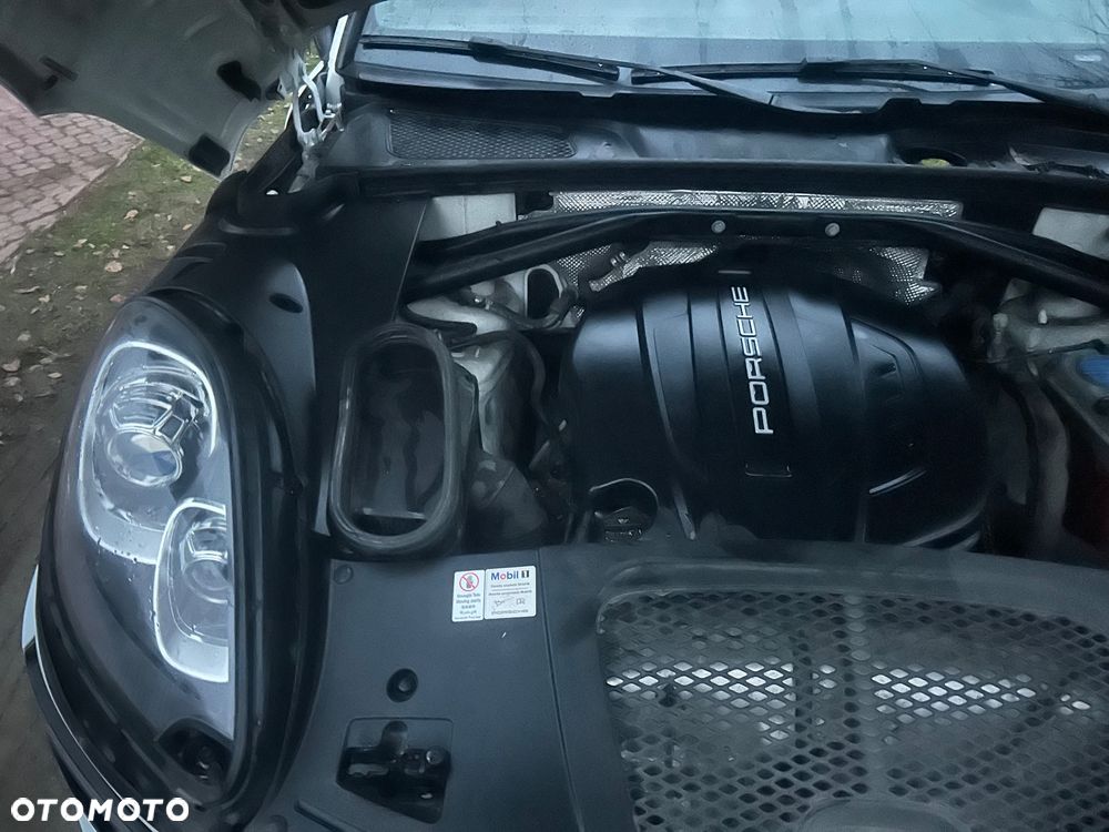 Porsche Macan PDK - 16