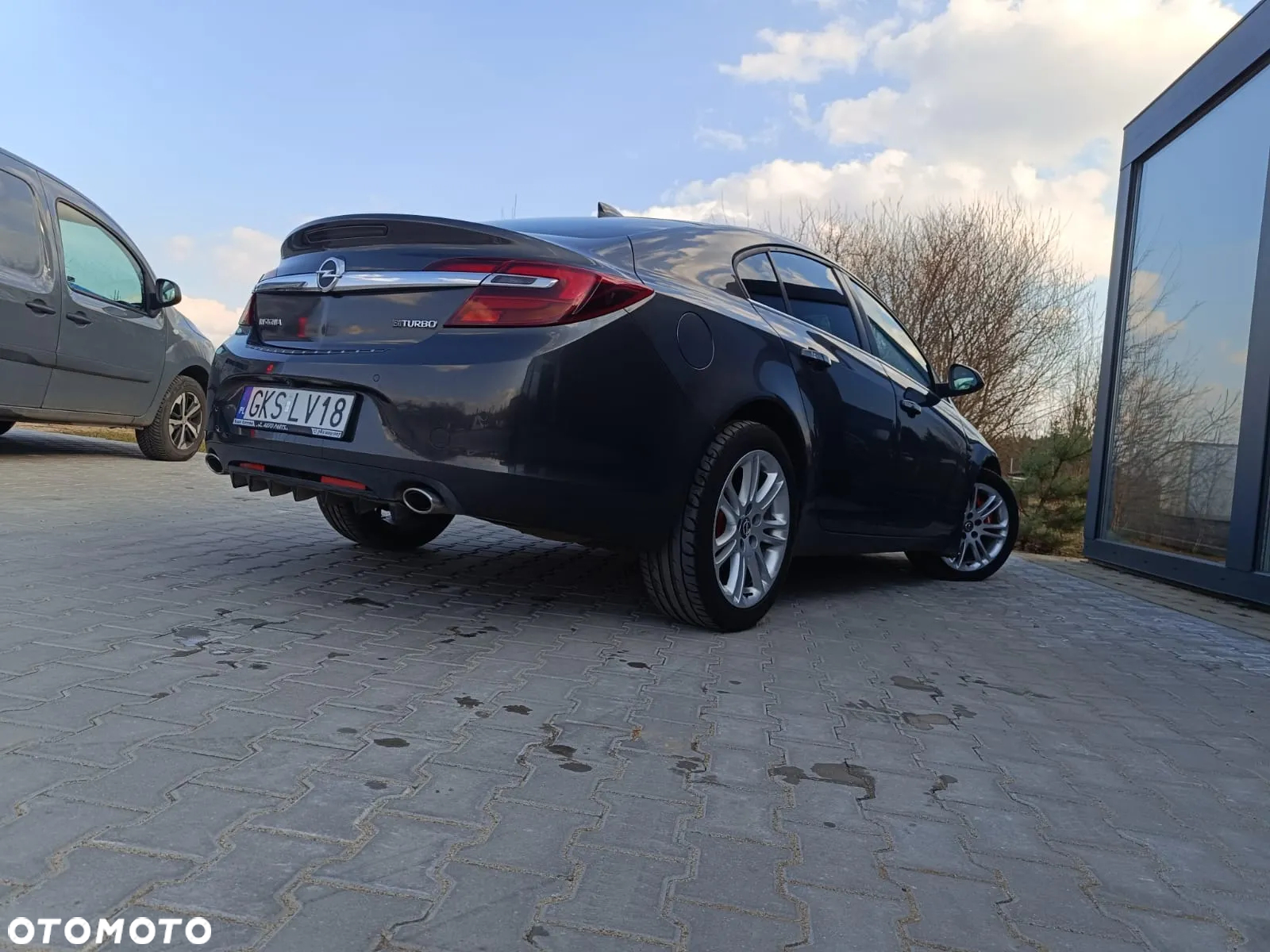Opel Insignia - 12