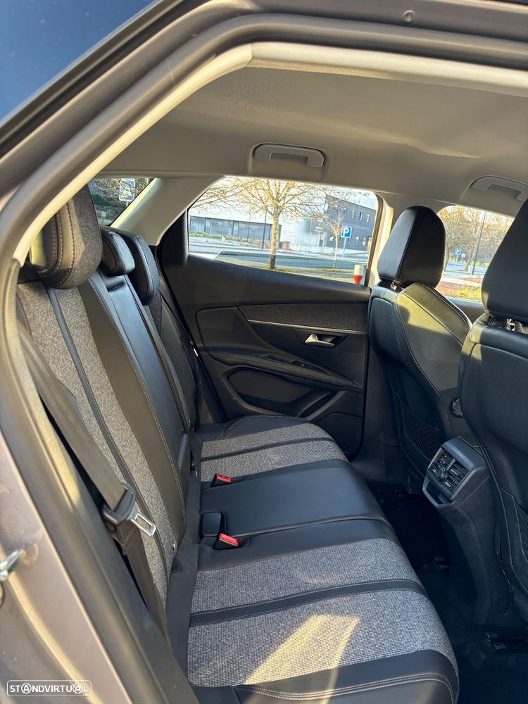 Peugeot 3008 BlueHDi 130 Stop & Start EAT8 Allure Business-Pack - 8