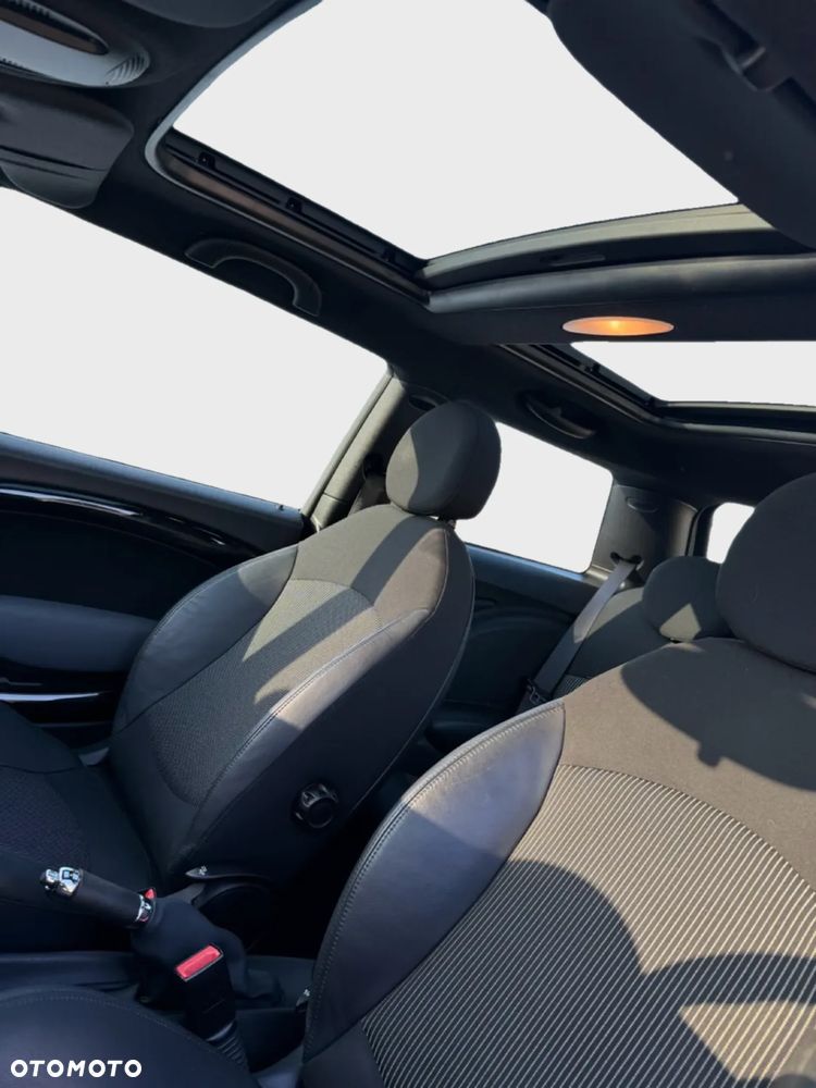 MINI Cooper S Standard - 9