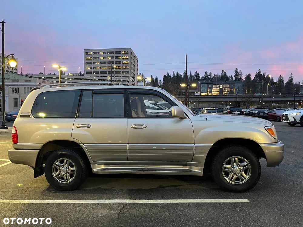 Lexus LX - 13