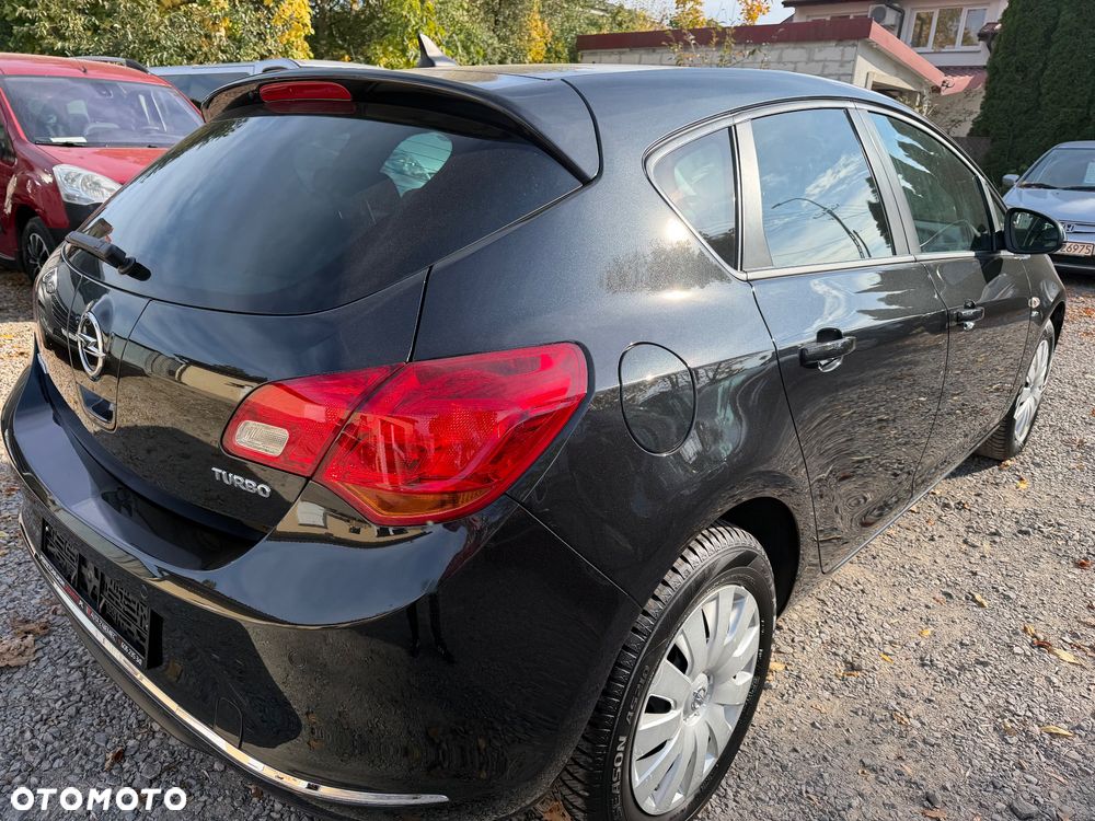 Opel Astra - 4