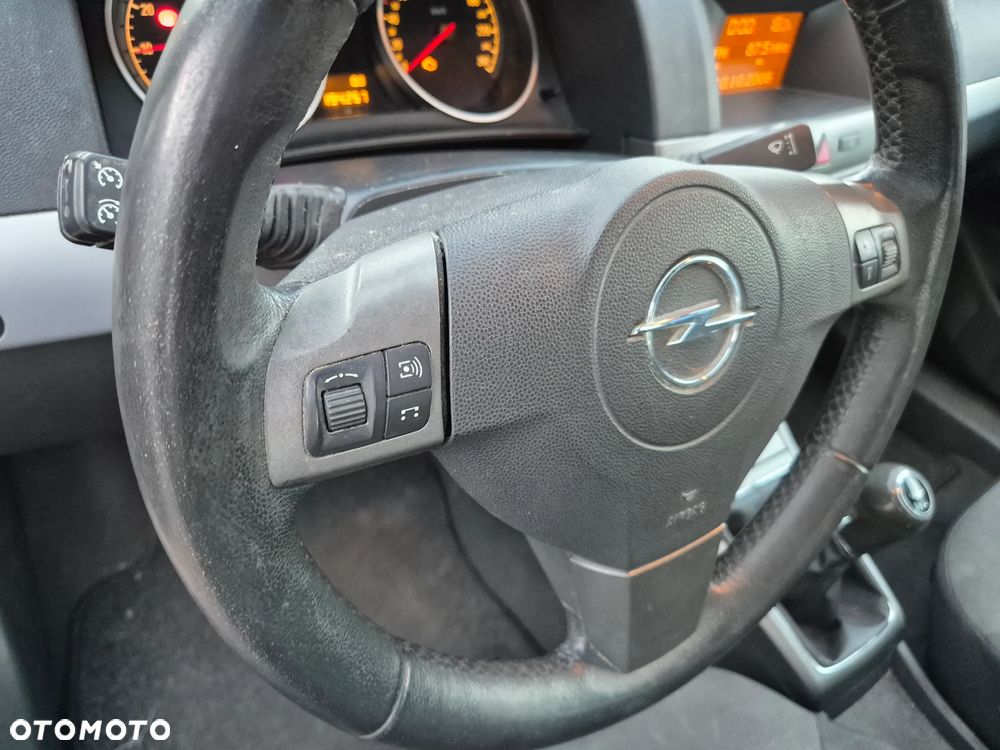 Opel Astra 1.6 Sport - 12