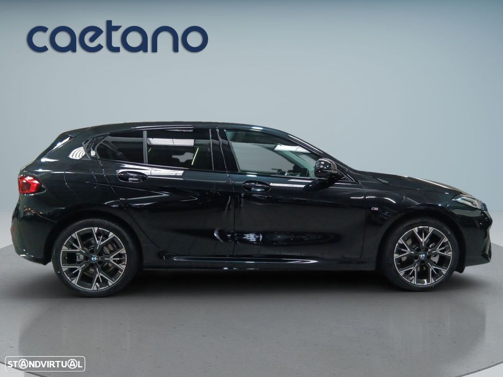 BMW 118 d Pack Desportivo M - 9
