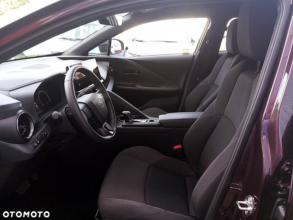 Toyota C-HR - 12