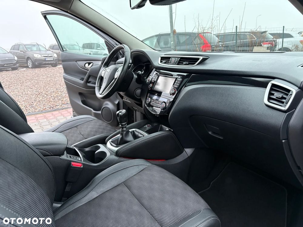 Nissan Qashqai 1.2 DIG-T TEKNA+ - 6