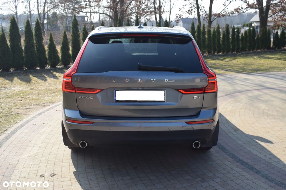 Volvo XC 60 B4 D Momentum Pro - 6