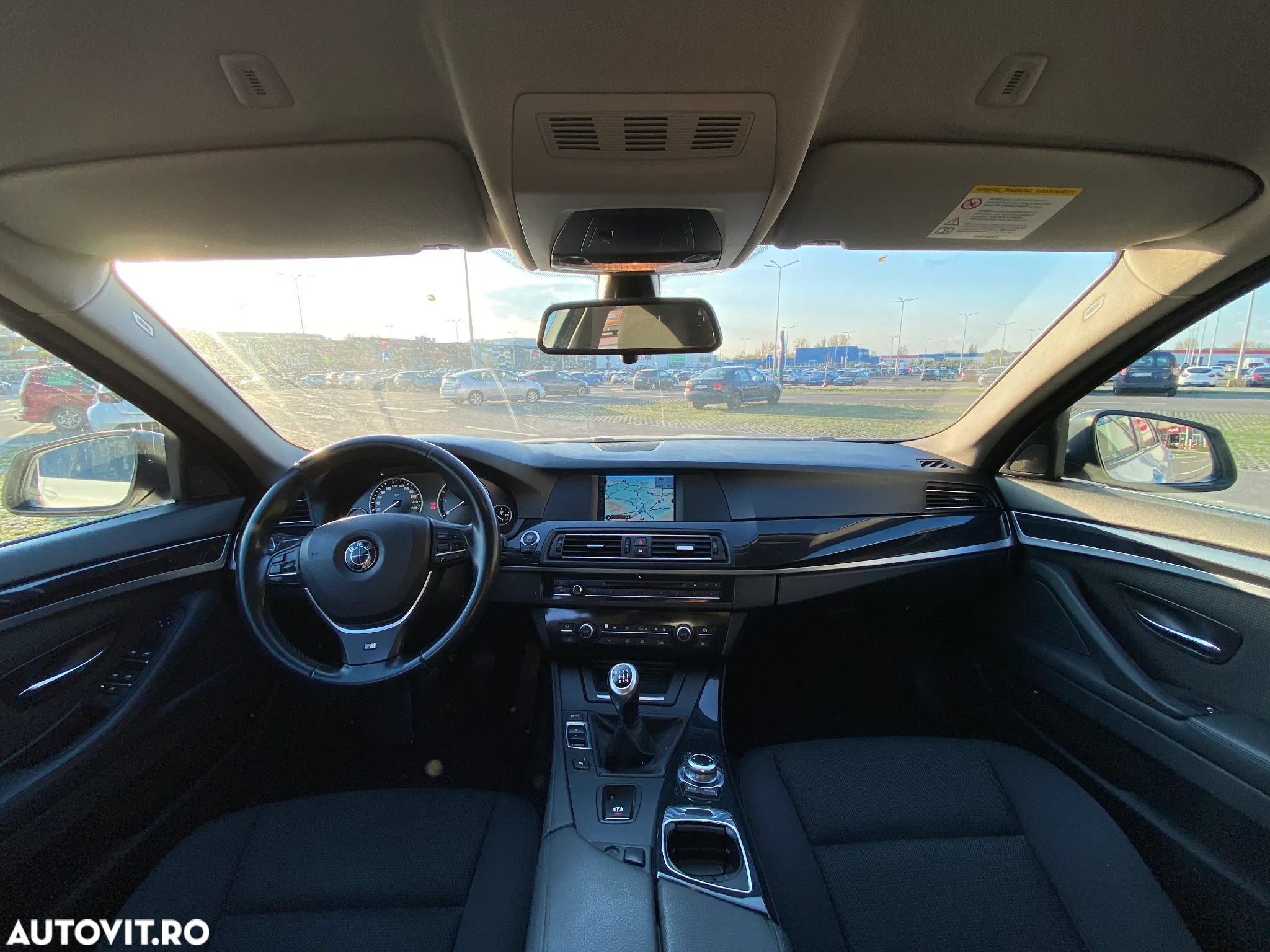 BMW Seria 5 525d - 11