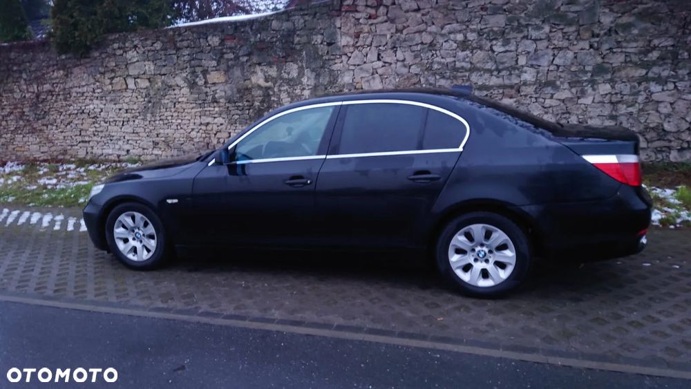 BMW Seria 5 525i - 5