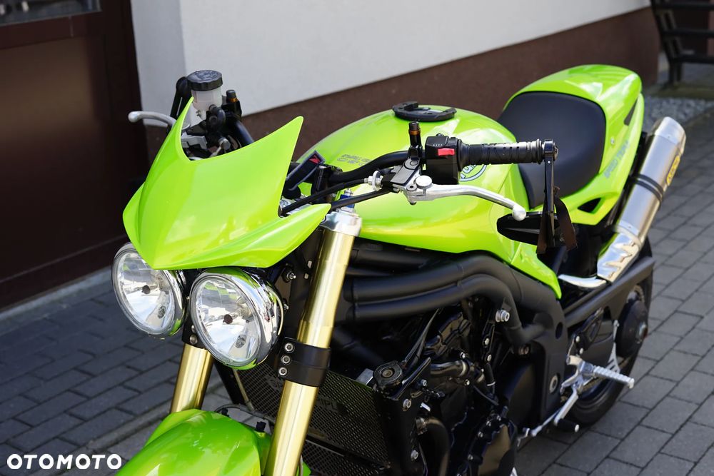 Triumph Speed Triple - 30