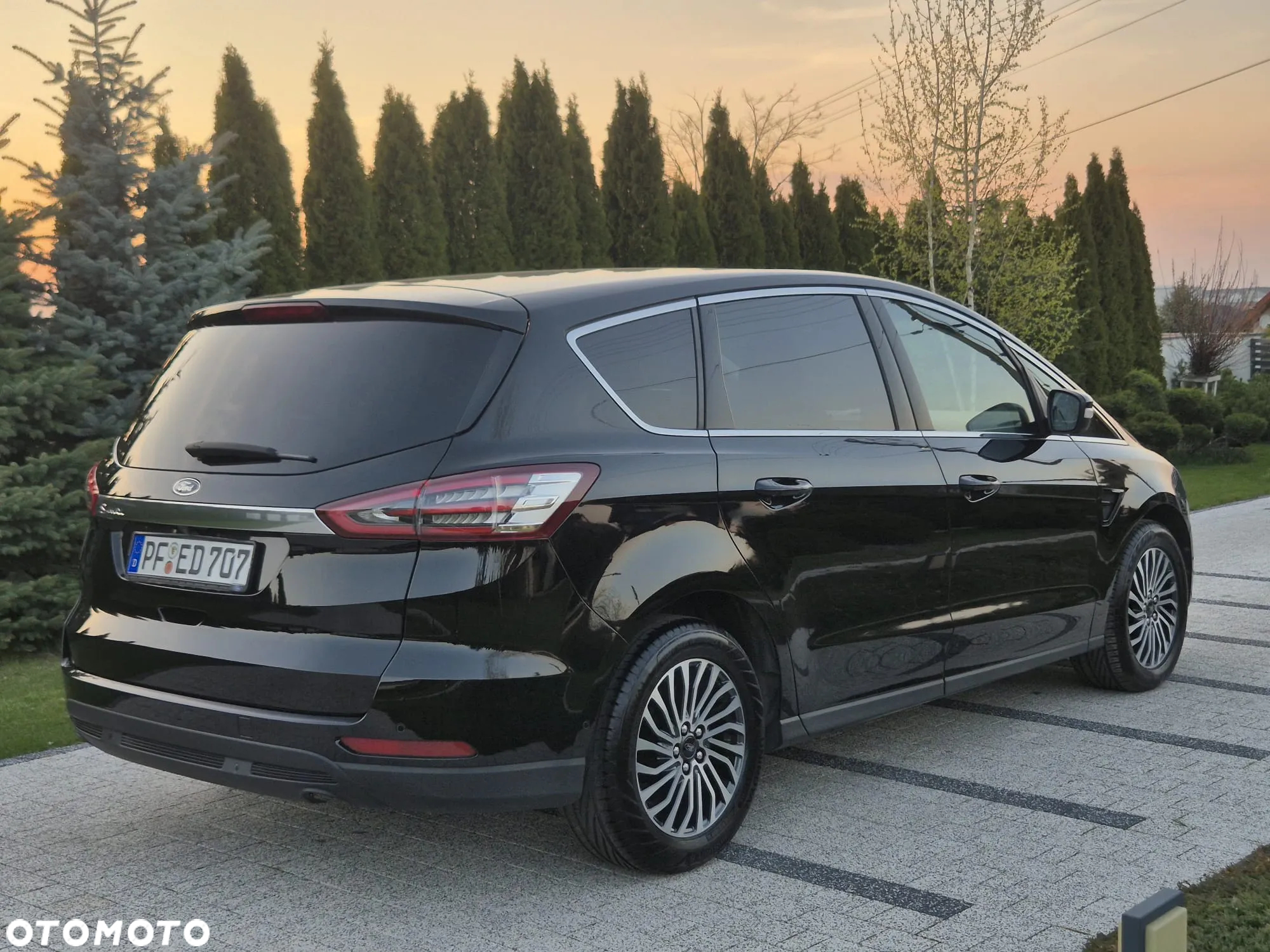 Ford S-Max 2.0 TDCi Titanium PowerShift - 34