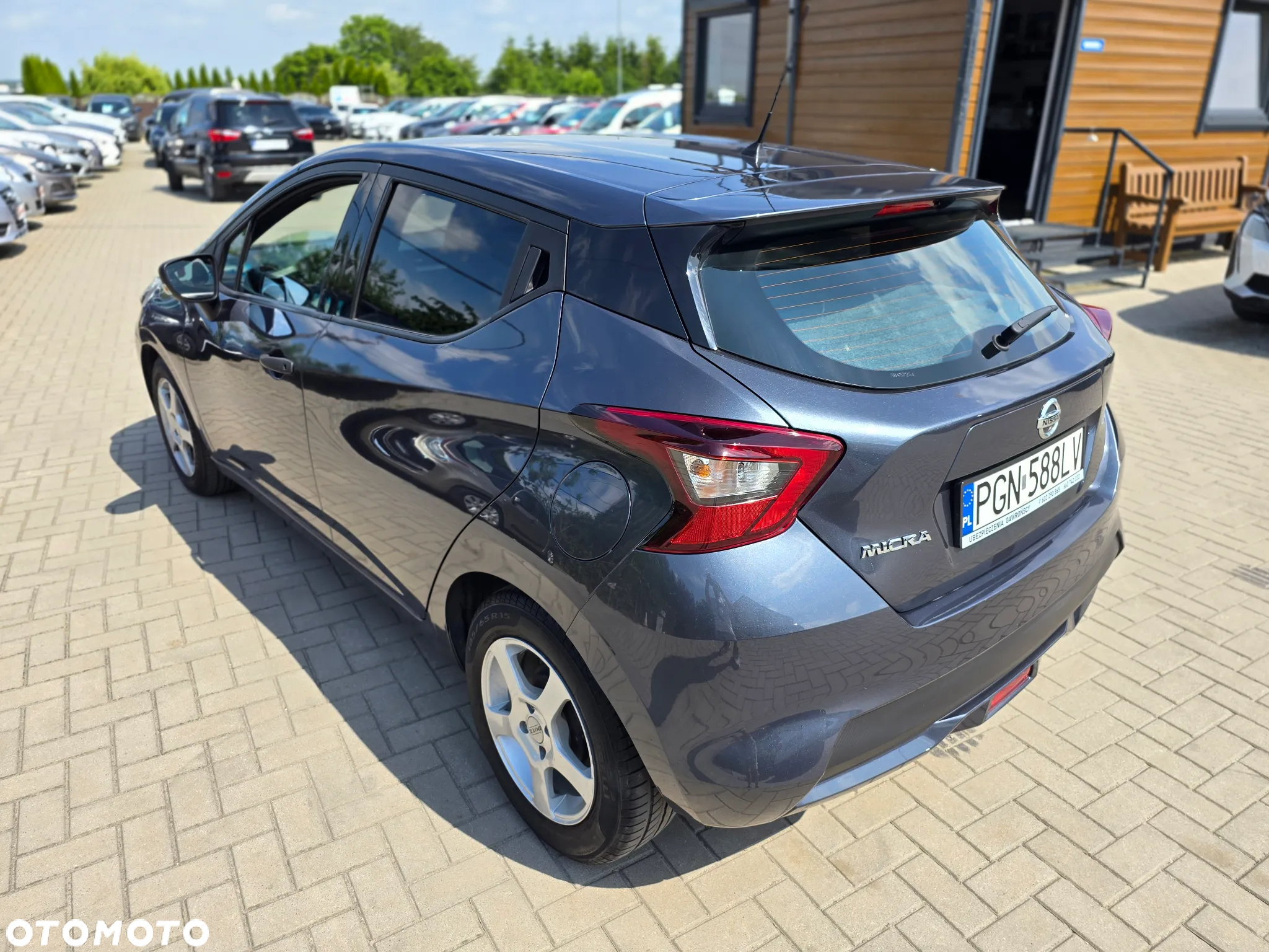 Nissan Micra - 5