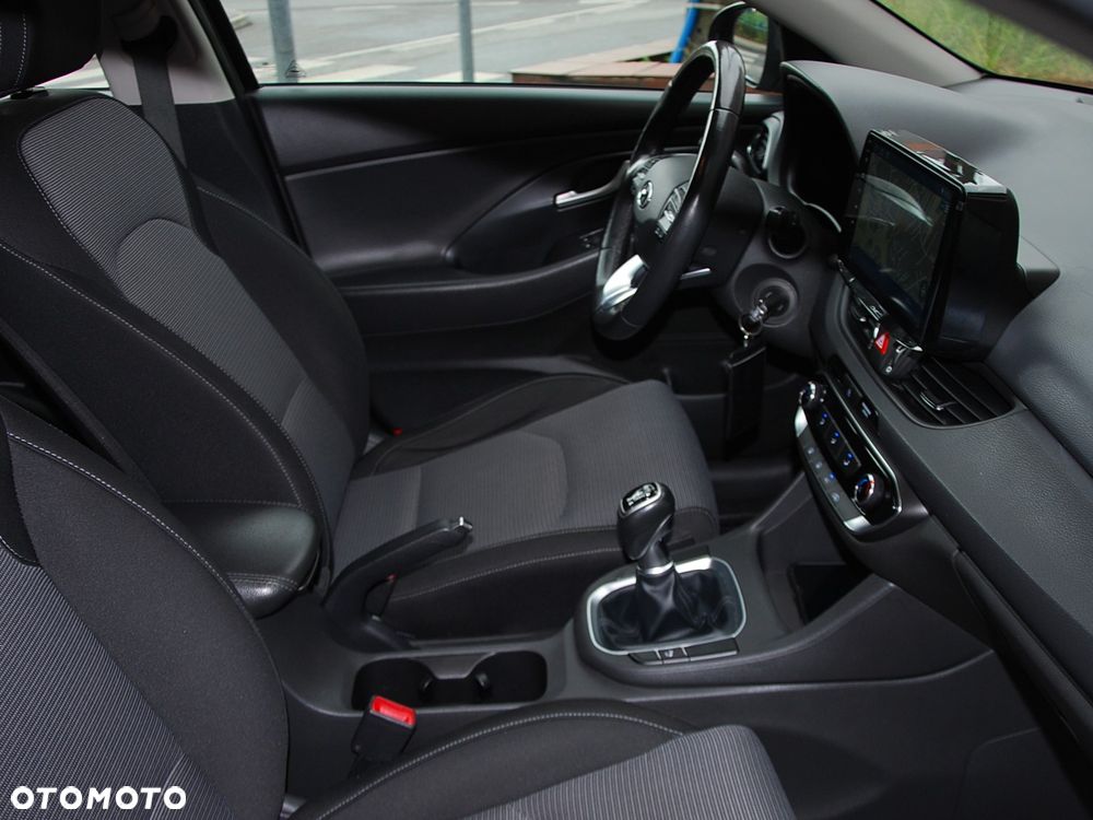 Hyundai i30 1.5 DPI Modern - 13