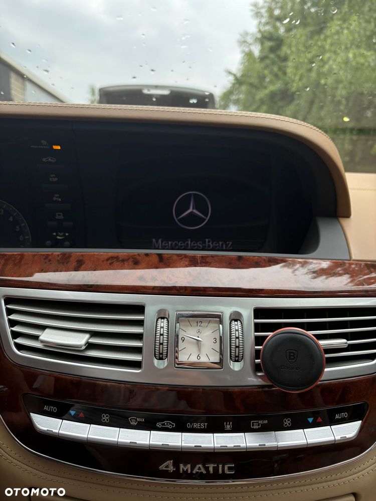Mercedes-Benz Klasa S 500 L 4Matic 7G-TRONIC - 26