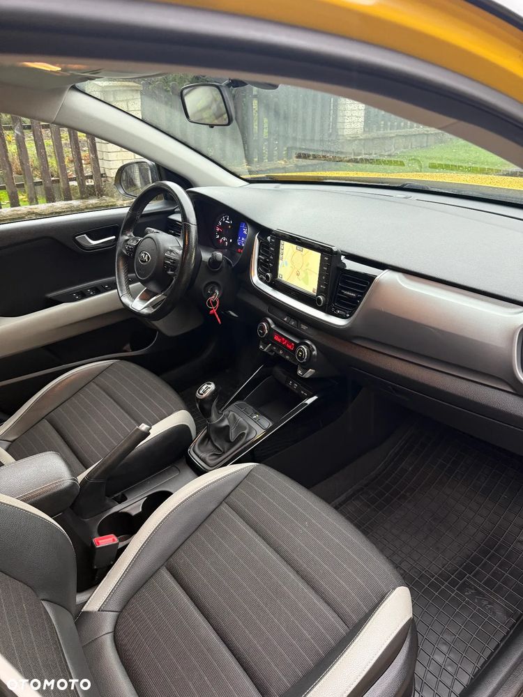 Kia Stonic 1.0 T-GDI 120 Platinum Edition - 9