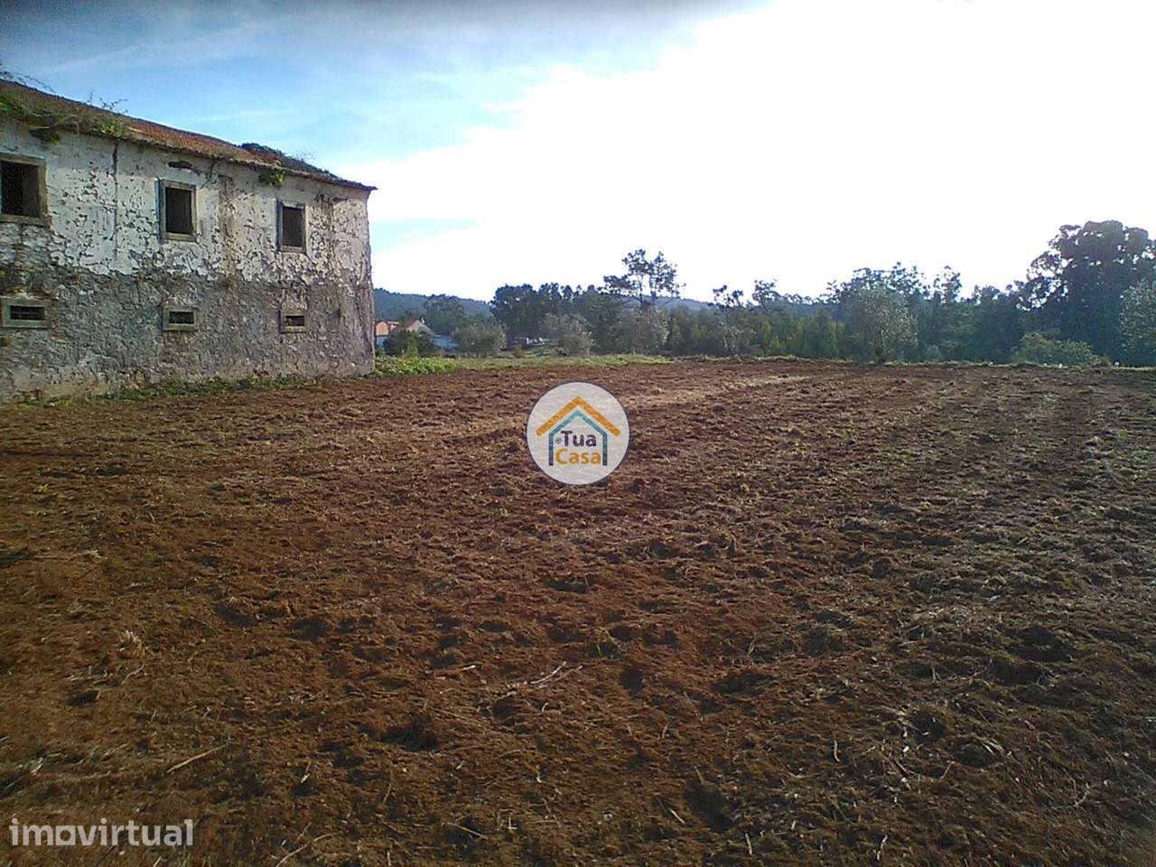 Moradia Histórica em Ruínas com Projeto para Turismo Rural em Telhado, - Grande imagem: 4/21