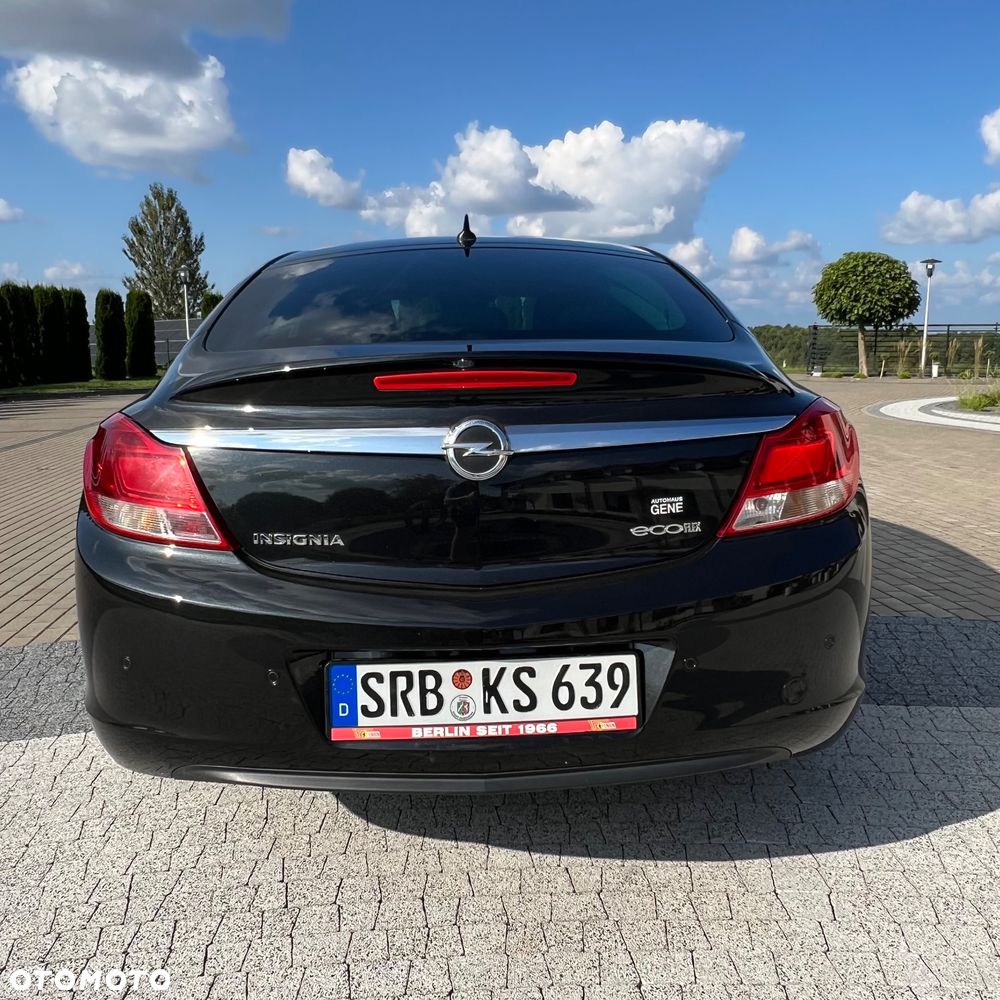 Opel Insignia - 8